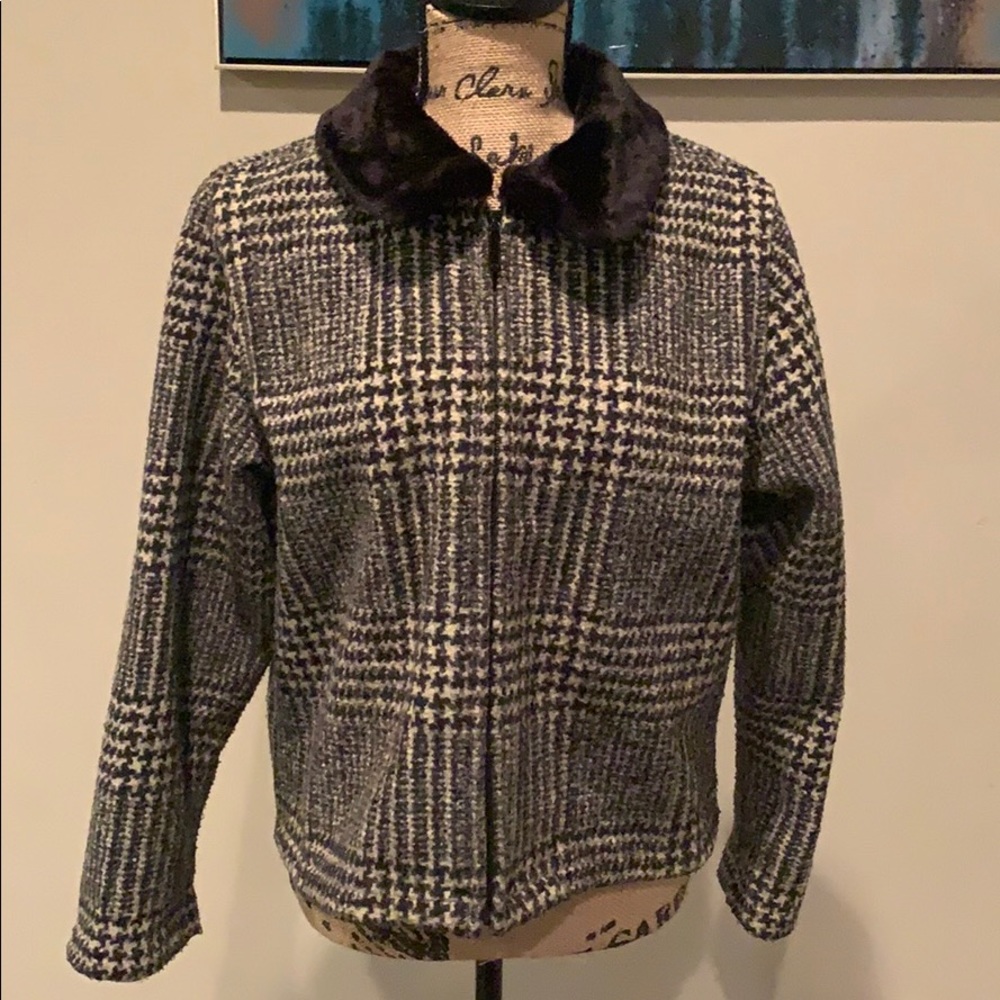 Talbots Petites Peacoat! Fresh for the season Sz M